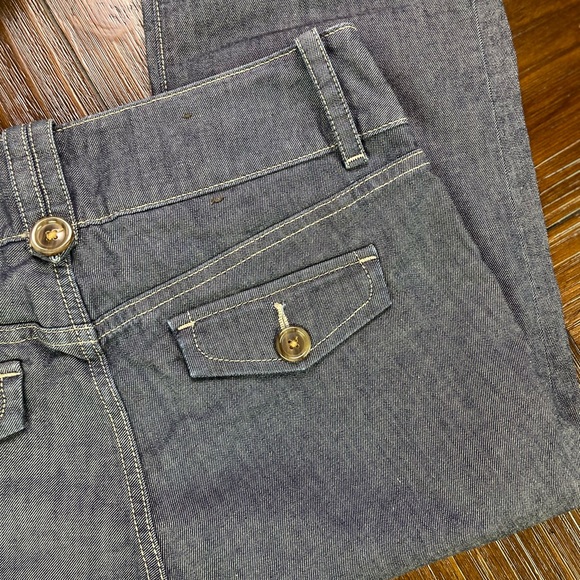Banana Republic Classic Denim Capris - Picture 12 of 12